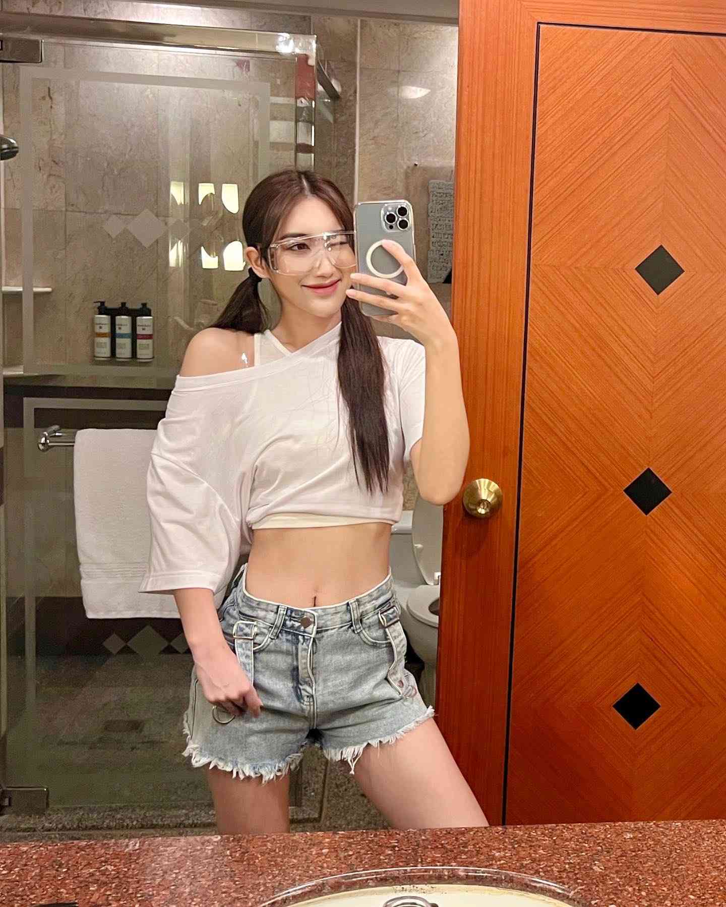 ลูกสาวนักมวยชื่อดัง น้องเบสท์ หรือ เบสท์ คำสิงห์ 11