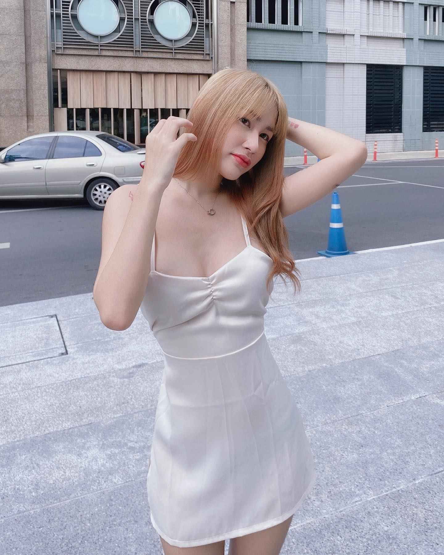 เปิดวาร์ป OnlyFans น้องนุ่น noonlalada ดาวดังแก๊งนางฟ้า 26