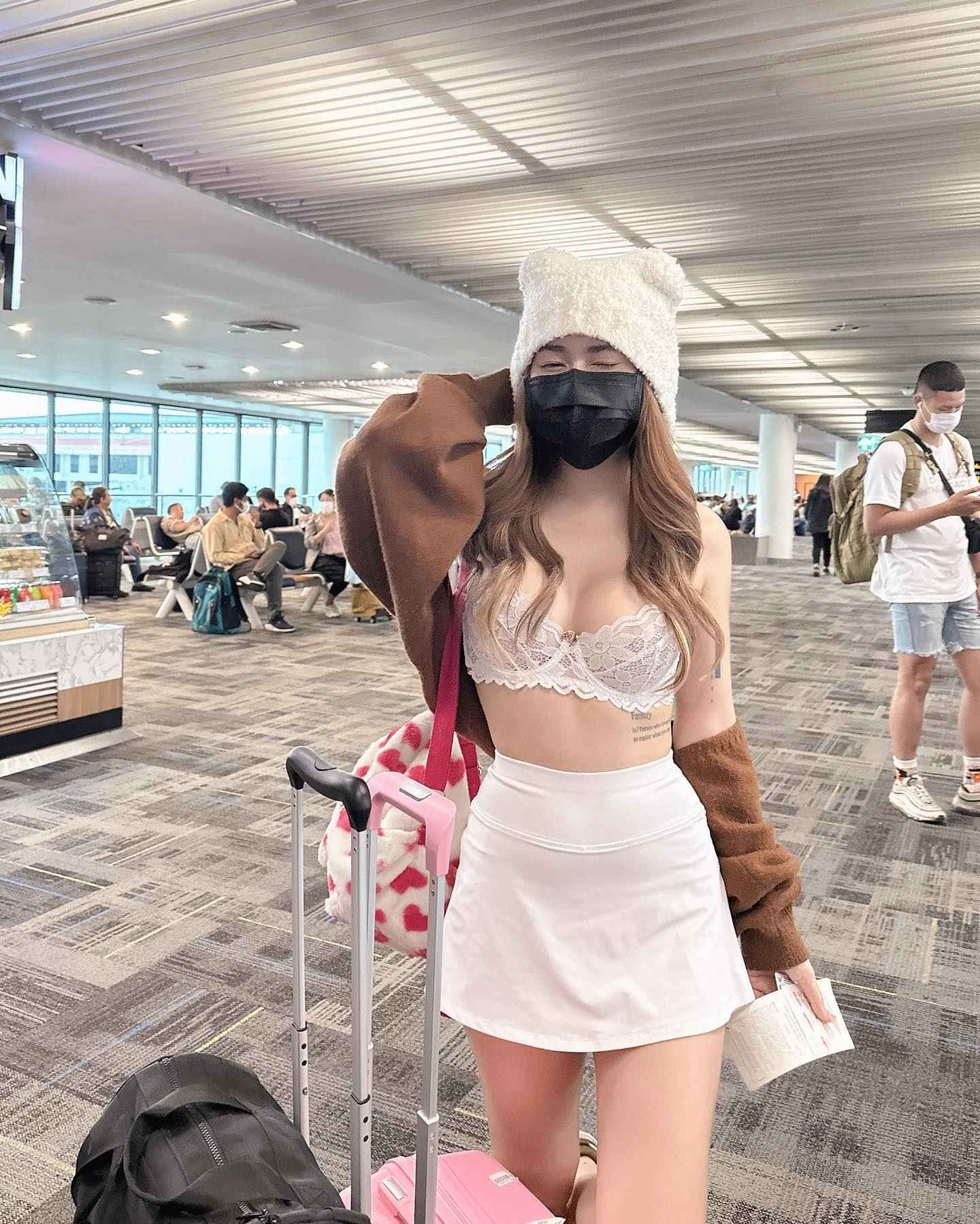 เปิดวาร์ป OnlyFans น้องนุ่น noonlalada ดาวดังแก๊งนางฟ้า 53