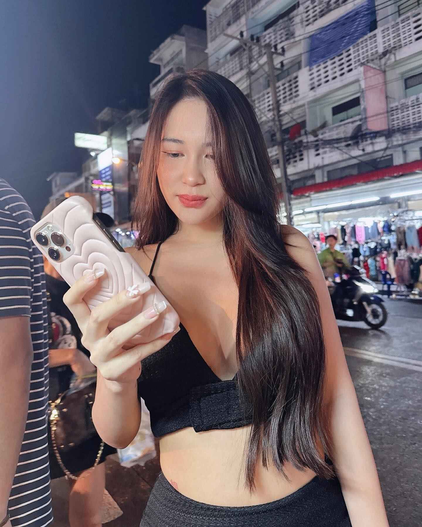 เปิดวาร์ป OnlyFans น้องนุ่น noonlalada ดาวดังแก๊งนางฟ้า 95